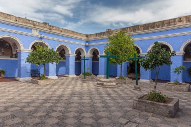 Santa Catalina Manastırı, dört yüzyıldan eski Arequipa, Peru 'daki dini sömürge anıtı.