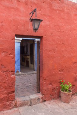 Santa Catalina Manastırı, dört yüzyıldan eski Arequipa, Peru 'daki dini sömürge anıtı.