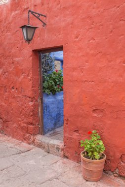 Santa Catalina Manastırı, dört yüzyıldan eski Arequipa, Peru 'daki dini sömürge anıtı.