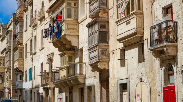 Farbenfrohe Balkone Der Antiken Stadt Valletta Malta Valletta Italienisches Wort — Stockfoto