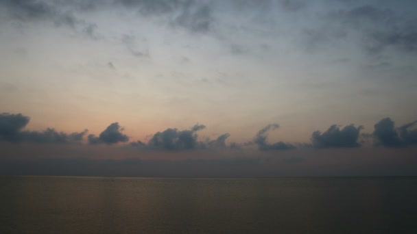 Zonsopgang boven de Middellandse Zee. Griekenland. — Stockvideo