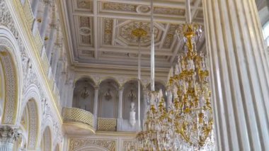 St. Petersburg, Peterhof, Rusya, Haziran 2018: Kış Sarayı. Devlet Hermitage Müzesi, St. Petersburg koridorlarında. Hermitage Müzesi, 1764 yılında kurulan dünyanın en büyük müze olduğunu.