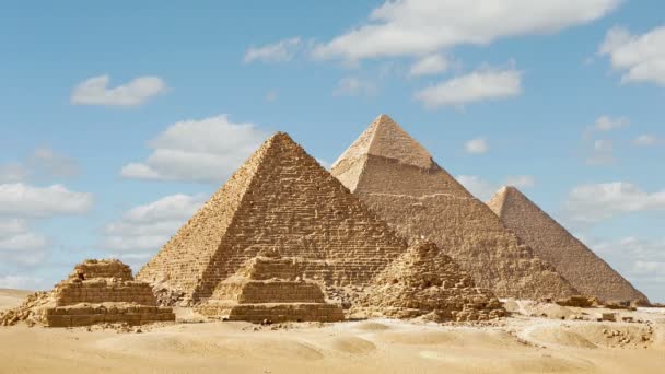 Timelapse van de grote piramides In Giza Valley, Cairo, Egypte — Stockvideo
