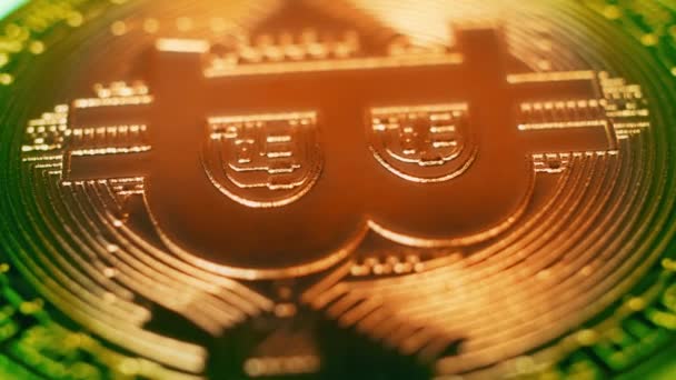 Kripto altın Bitcoin - Btc - Bit sikke para birimi. Makro Kripto Döviz Alım Bitcoin paralar dönen kararları. Döngü sorunsuz imkanı. — Stok video