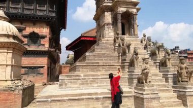 Katmandu, Nepal - Ekim 2018: Durbar square Bhaktapur Katmandu, Nepal. Bhaktapur Unesco Dünya Mirasları biridir.