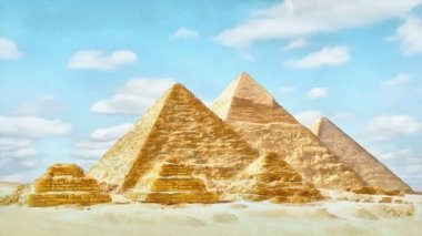 Piramitlerin Giza Valley, Kahire, Mısır Timelapse. Günbatımı piramitler üzerinde. Suluboya stilizasyon video.