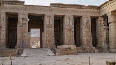 Medinet Habu Tapınağı. Mısır, Luxor. Morg Tapınağı Ramses III Medinet Habu adlı bir önemli yeni Krallık dönemi Batı Şeria Mısır Luksor yapıdır