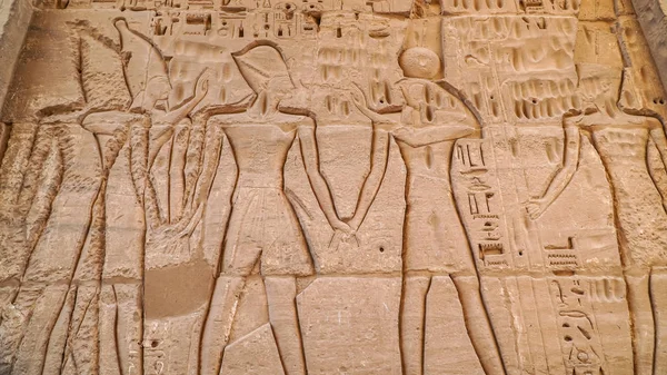Medinet Habu Tapınağı. Mısır, Luxor. Morg Tapınağı Ramses III Medinet Habu adlı bir önemli yeni Krallık dönemi Batı Şeria Mısır Luksor yapıdır