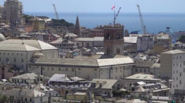 Cenova eski kent hava görünümü. Genova Skyline, Italya.