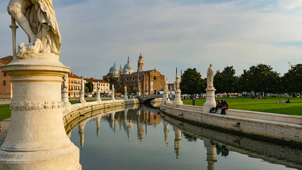 Padua Italy October 2017 Piazza Prato Della Valle Santa Giustina — Stock Photo, Image