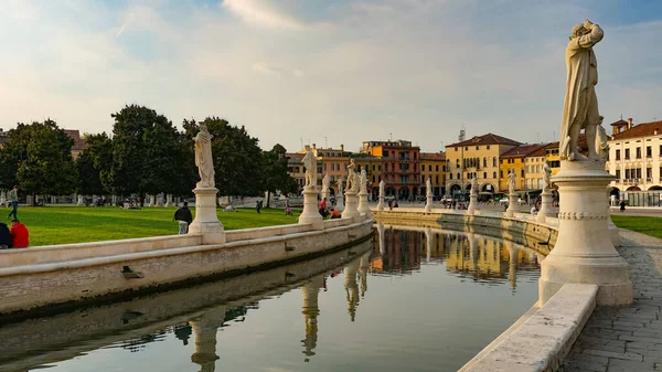 Padua Italy October 2017 Piazza Prato Della Valle Santa Giustina — Stock Photo, Image