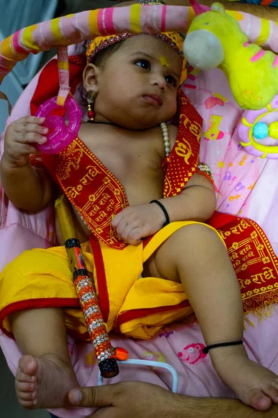 นเด วเป นลอร ดคร สตนาเล ในโอกาสเทศกาลคร สตนา Janmastami ในเดล นเด — ภาพถ่ายสต็อก