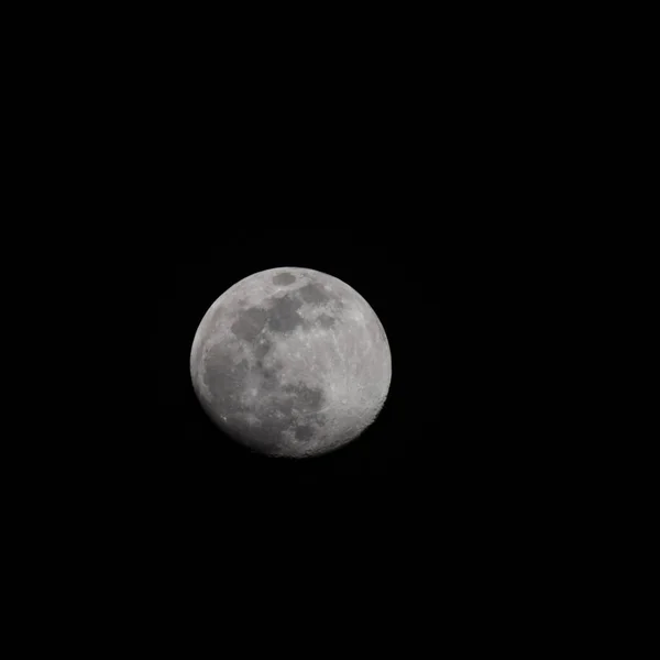 밤하늘의 보름달 하늘의 초승달 — 스톡 사진