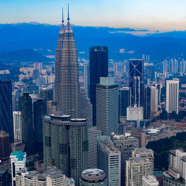 Stadtbild Von Kuala Lumpur Mit Ikonischen Gebäuden Wie Dem Petronas — Stockfoto