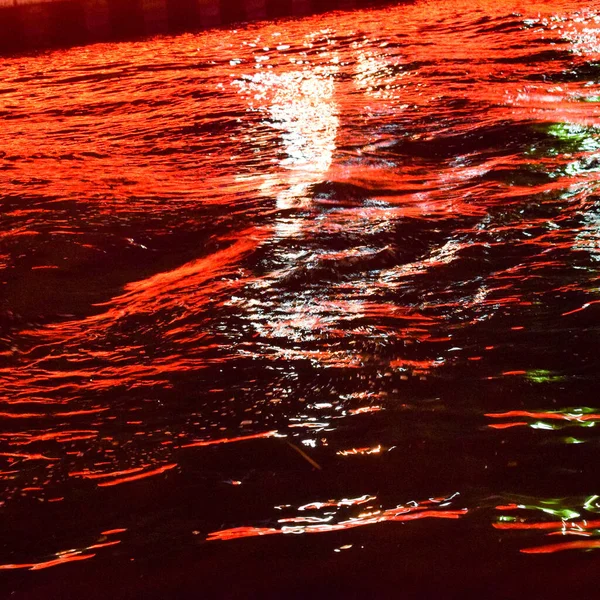 Geceleri Malacca Nehri Manzarası Güzel Aydınlatılmış Bar Müzikli Popüler Bir — Stok fotoğraf