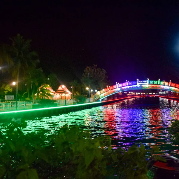 Vista Del Río Malaca Por Noche Lugar Popular Vida Nocturna —  Fotos de Stock