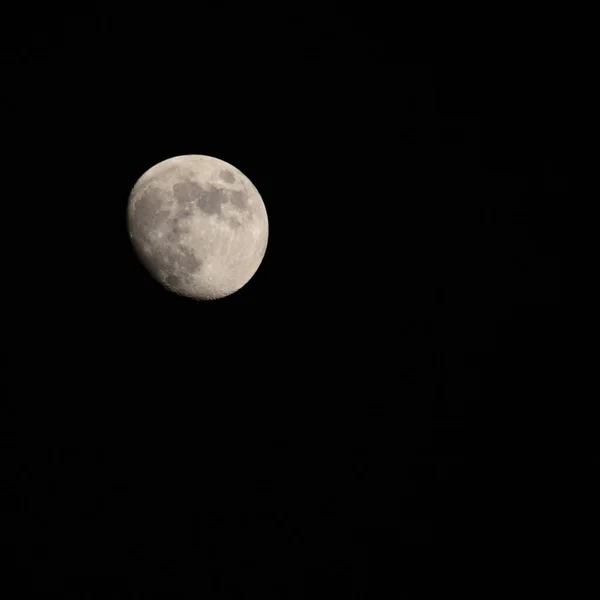 夜空中的满月 夜晚天空中的大超级月亮 — 图库照片