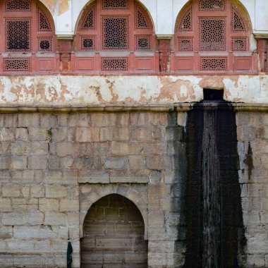 Delhi 'de gündüz vakti Hazrat Nizamuddin Dargah' ın iç görüntüsü, Delhi 'de Dini Darah