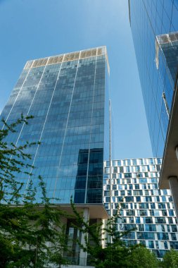 Santiago, Şili 1 Kasım 2015. Las Condes mahallesindeki modern mimari binalar