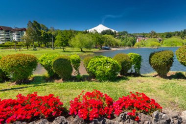 Şehir çeşitli macera turizm seçenekleriyle tanınıyor.