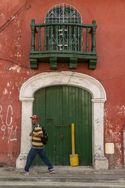 Rues Avec Des Maisons Colorées Traditionnelles Dans Ville — Photo