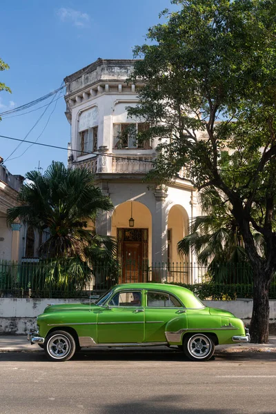 Coches Antiguos Las Calles Del Barrio Vedado Habana Cuba Febrero — Foto de Stock