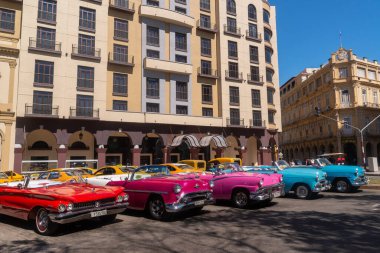 Havana 'nın klasik otomobilleri artık şehrin en iyi turist markalarından biri..