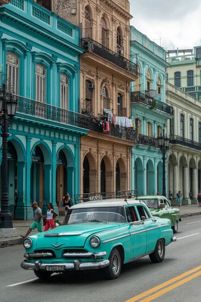 Los Coches Antiguos Habana Son Ahora Una Las Principales Marcas —  Fotos de Stock