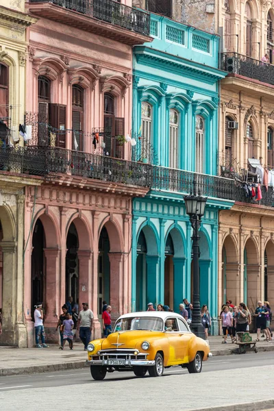 Havanna Veterán Autói Mára Város Egyik Vezető Turisztikai Márkájává Váltak — Stock Fotó