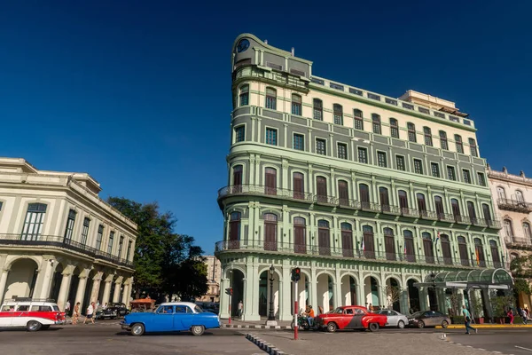 Havanna Veterán Autói Mára Város Egyik Vezető Turisztikai Márkájává Váltak — Stock Fotó