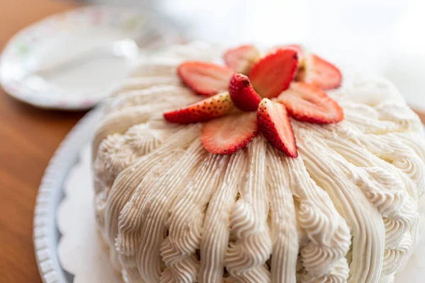 Aardbeientaart Wordt Veel Gegeten Feestjes Gewoon Als Zelfgemaakte Snack — Stockfoto