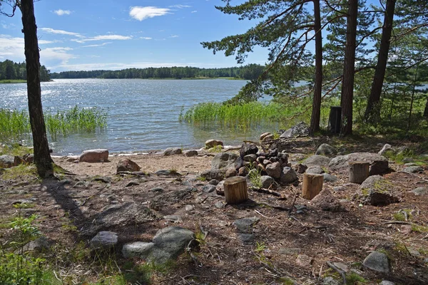 Finlandiya 'nın güneyindeki Linlo adasında dinlenebileceğiniz bir yer..