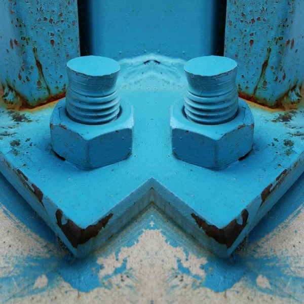 Vier Starke Schwere Konstruktionsstahlbolzen Leuchtend Blauer Farbe Als Symetrische Muster — Stockfoto