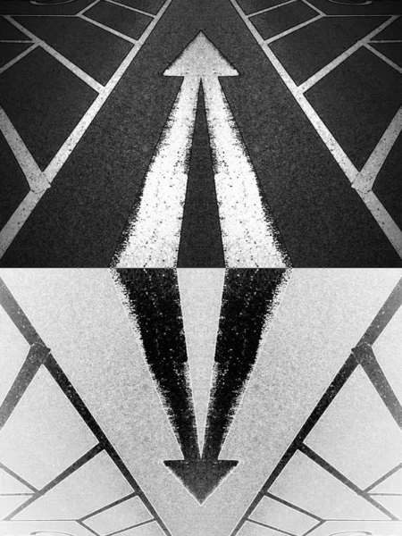 Φωτεινό Δίδυμο Λευκό Βέλος Κατεύθυνση Μια Νέα Μαύρη Καθαρή Άσφαλτο — Φωτογραφία Αρχείου