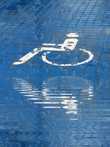 White Disabled Blue Background Road Pattern Rain Ripple Effect Water — Stock Photo, Image