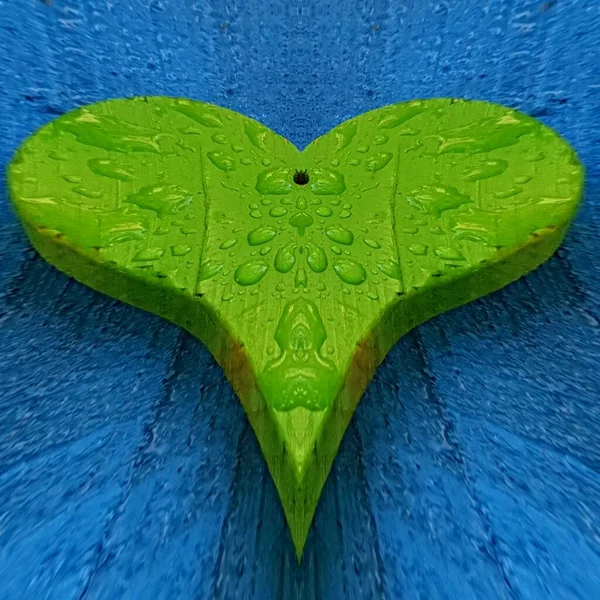 Variaties Levendige Groene Hart Met Tranen Druppels Blauwe Achtergrond Patronen — Stockfoto