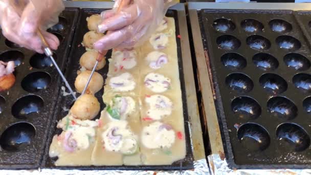 Cozinhar Bola Forma Bolinho Comida Rua Prato Lanche Frito Com — Vídeo de Stock