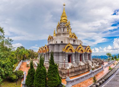 Wat Santikhiri Tapınağı Doi Mae Salong, Chiang Rai Kuzey Tayland tarihinde