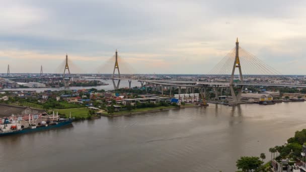 Nejhezčím Mostem Bhumibolu Jeden Nejkrásnějších Mostů Thajsku Výhled Okolí Bangkoku — Stock video