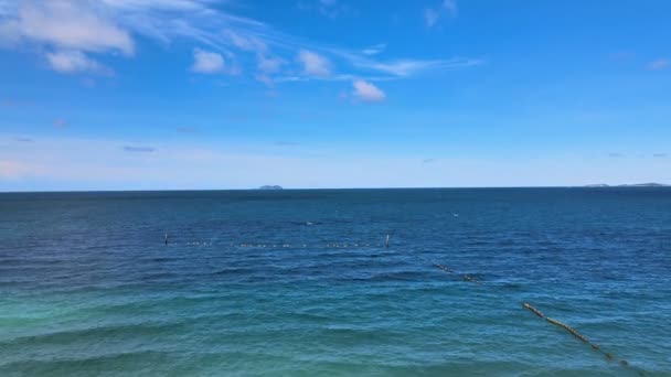 Schönes Meer Und Himmel Mit Bergen Auf Koh Chang Thailand — Stockvideo