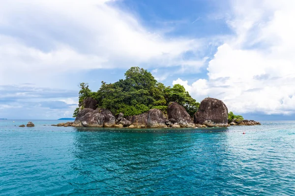 Mała Wyspa Środku Morza Nurkowania Koh Chang Tajlandia — Zdjęcie stockowe