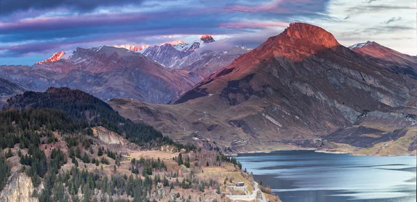 Panorama Mont Blanc Dans Les Alpes Avec Lac Premier Plan — Photo