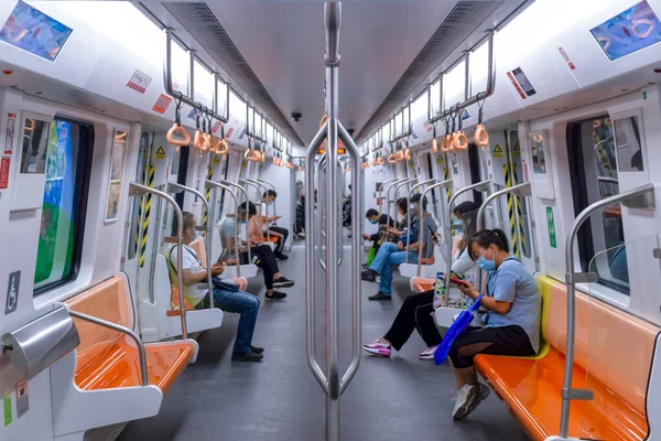 Ланьчжоу Китай 2020 Люди Масками Щоб Захистити Себе Від Коронавірусу — стокове фото