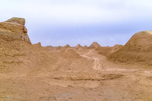 Belle Vue Sur Paysage Relief Yardang Ciel Bleu Ensoleillé Qinghai — Photo