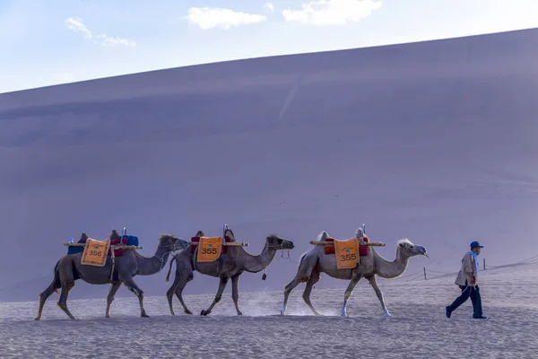 Yueyaquan Scenic Area Mingsha Mountain Dunhuang City Gansu Province China — Foto Stock