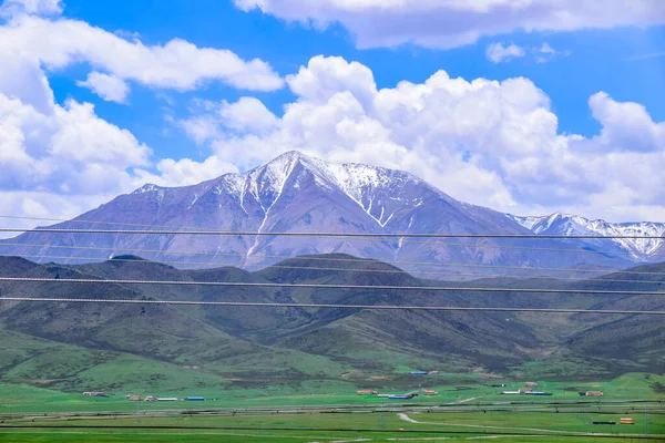 Vacker Natur Landskap Utsikt Över Blå Himmel Vägen Till Qilian — Stockfoto