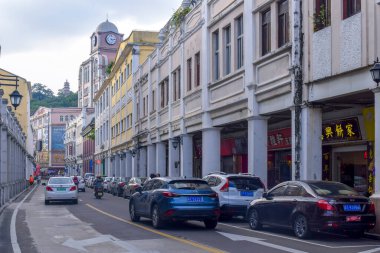 Zhongshan, Çin - OCT.3 2020: Zhongshan City Street View Shiqi bölge binaları.