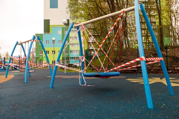 Kinderspielplatz Ist Wegen Pandemie Epidemie Geschlossen Verbot Von Kinderspielplätzen Prävention — Stockfoto