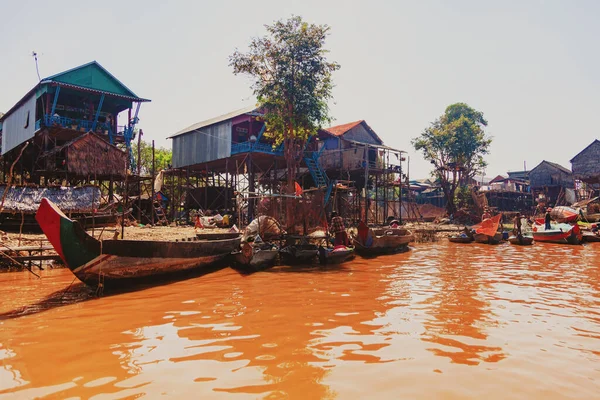 Lago Tonle Sap Kampong Phluk Pueblo Pesquero Flotante Durante Temporada — Foto de Stock