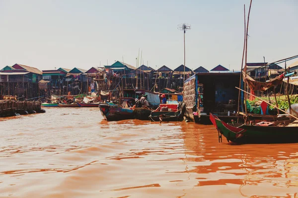 Tonle Sap See Schwimmendes Fischerdorf Kampong Phluk Während Der Dürrezeit — Stockfoto